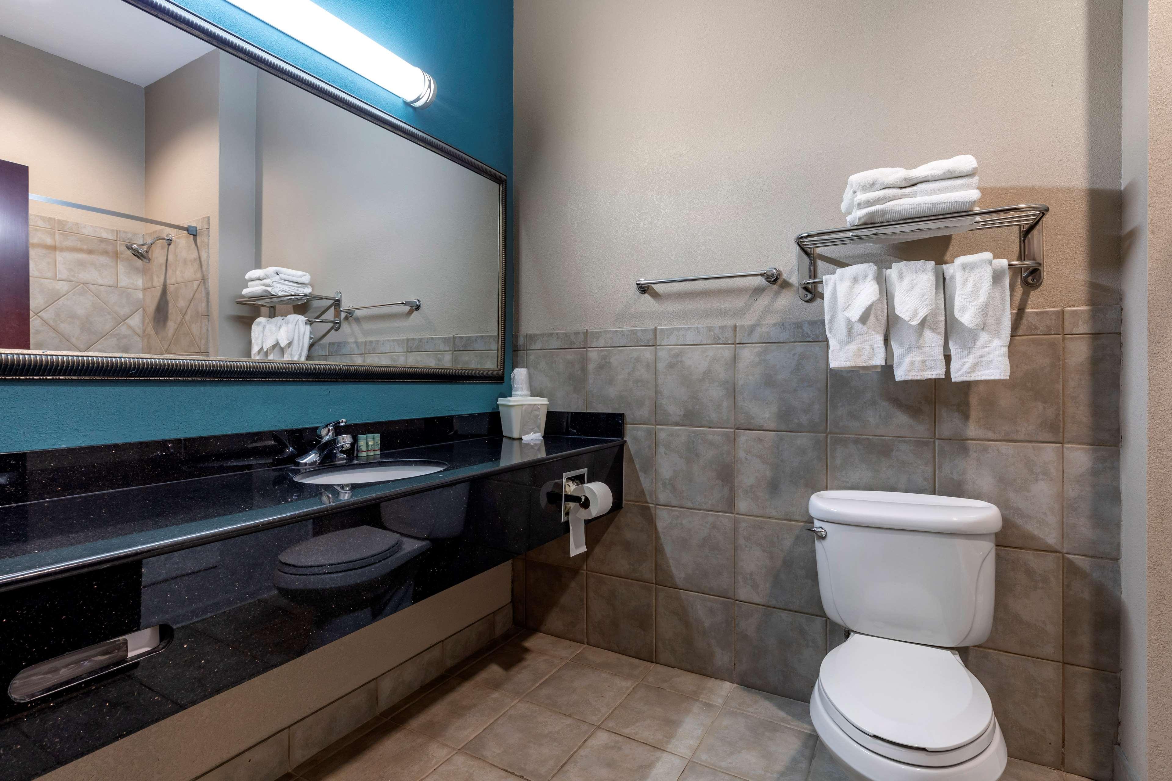 Best Western Mineola Inn Exterior photo